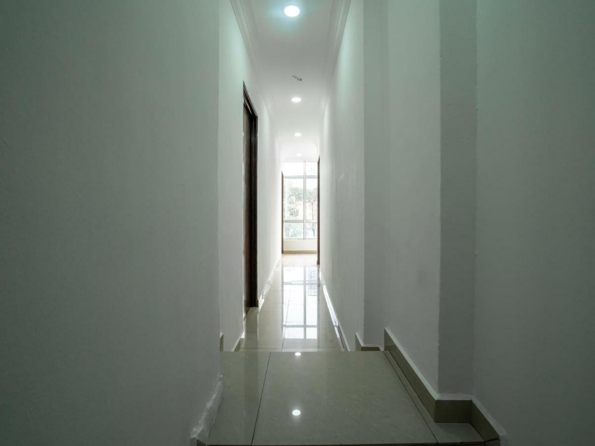 Oyo 1167 Rest And Go Hotel Klang Exterior photo