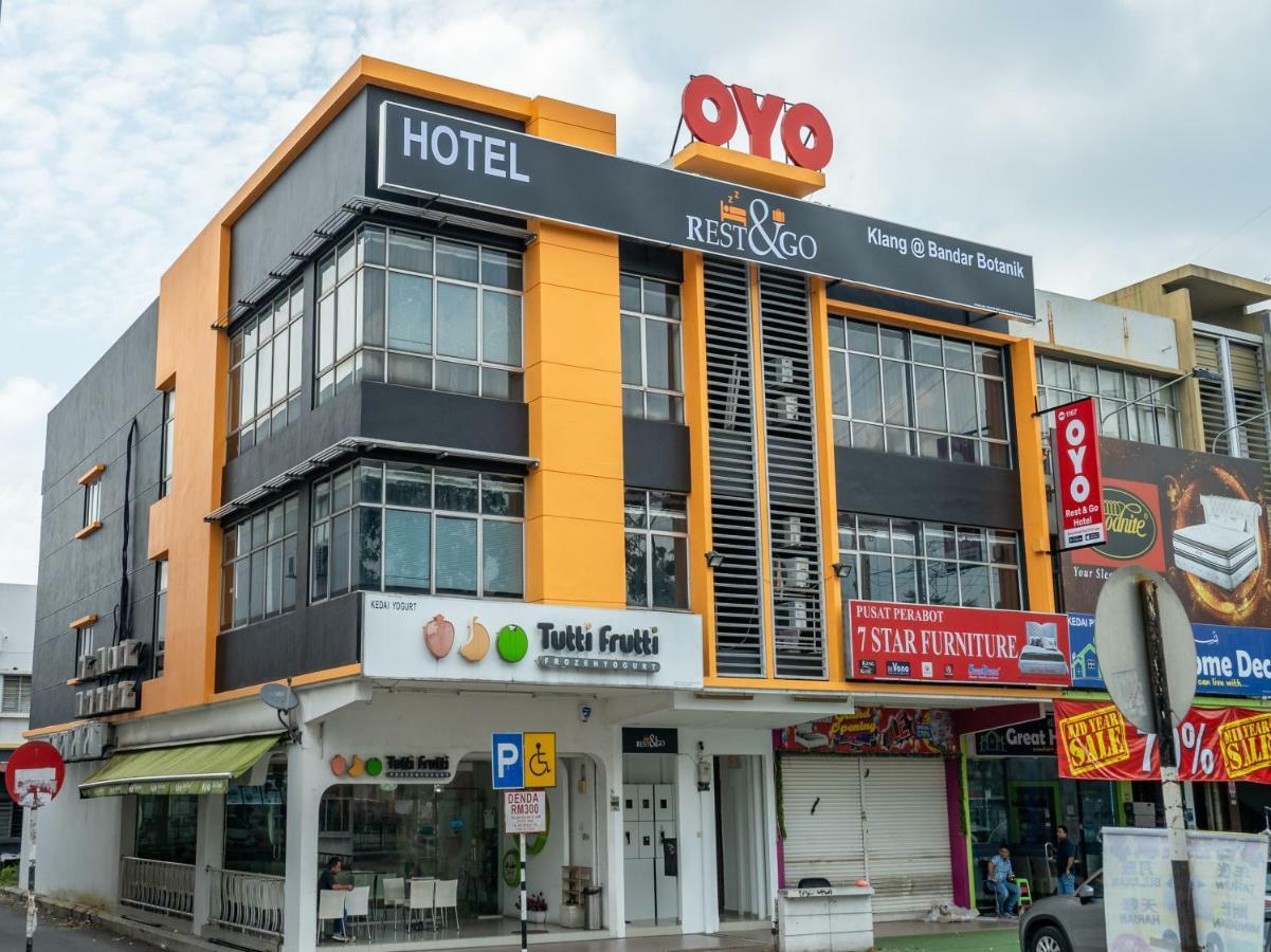 Oyo 1167 Rest And Go Hotel Klang Exterior photo